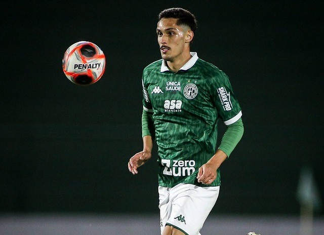 Fora dos planos, Vinicius Yuji e Léo Porfírio são emprestados pelo  Guarani