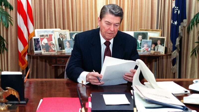 Campanha tenta reescrever o legado de Richard Nixon e reabilitar a imagem do 1º e único presidente a renunciar nos EUA
