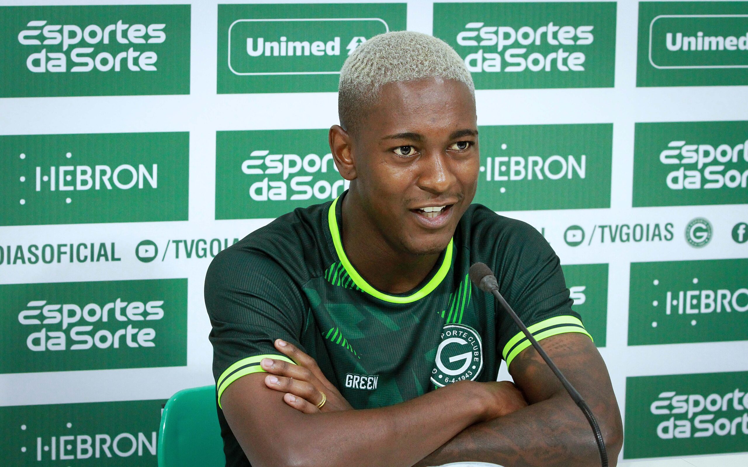 Goiás é punido com transfer ban pela Fifa e fica impedido de inscrever jogadores