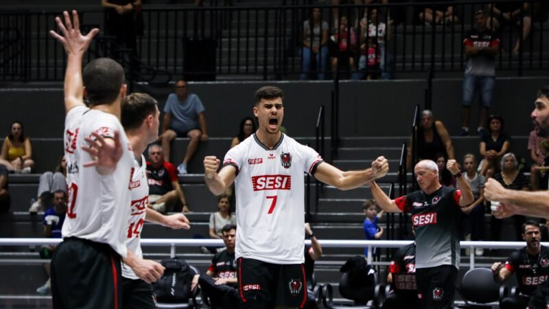 Sesi-Bauru aproveita cartões vermelhos e vence o Itaquá no Paulista de vôlei masculino