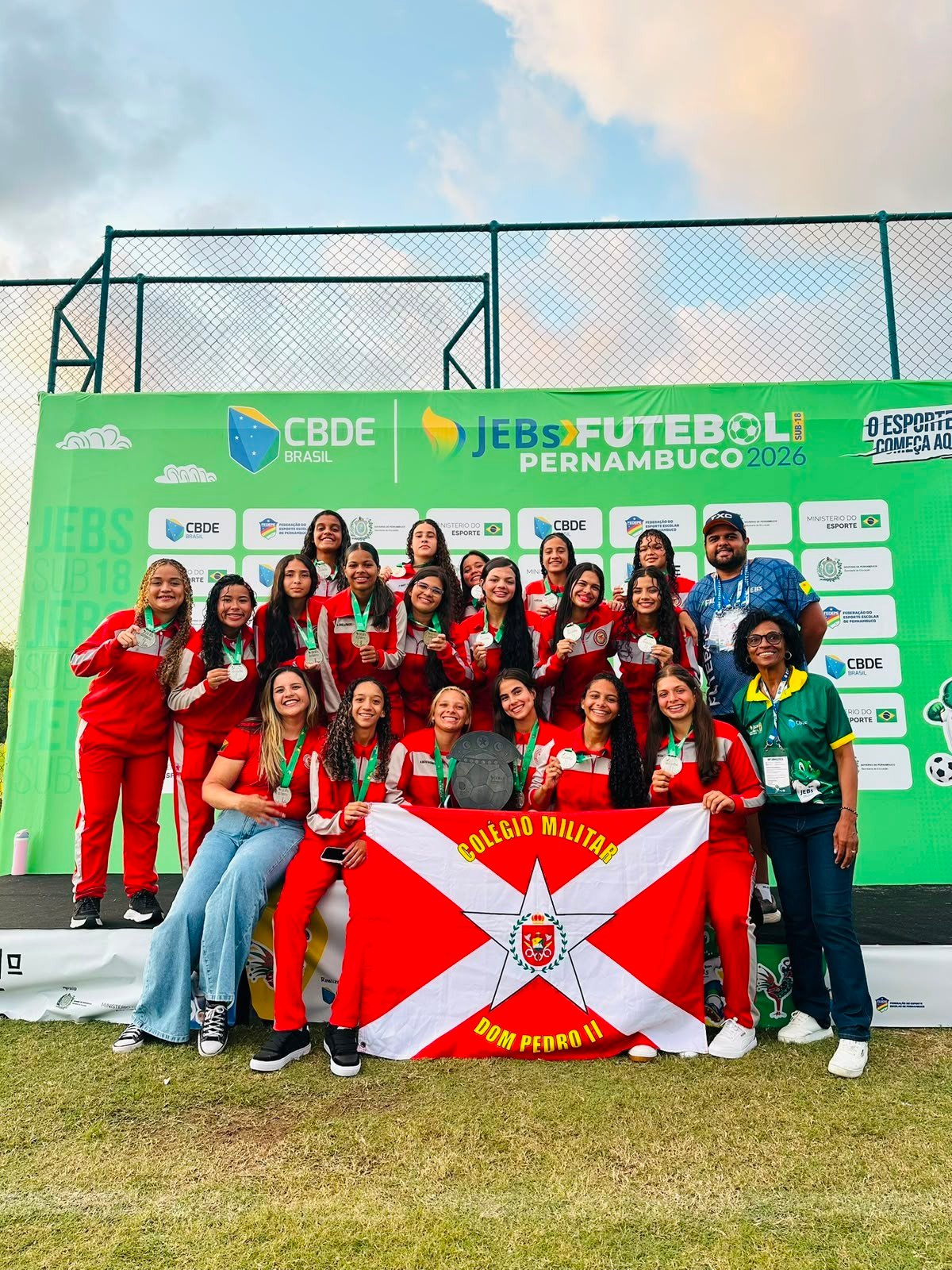 Técnica diz que futebol feminino do Acre superou expectativas com prata histórica nos JEBs Sub-18