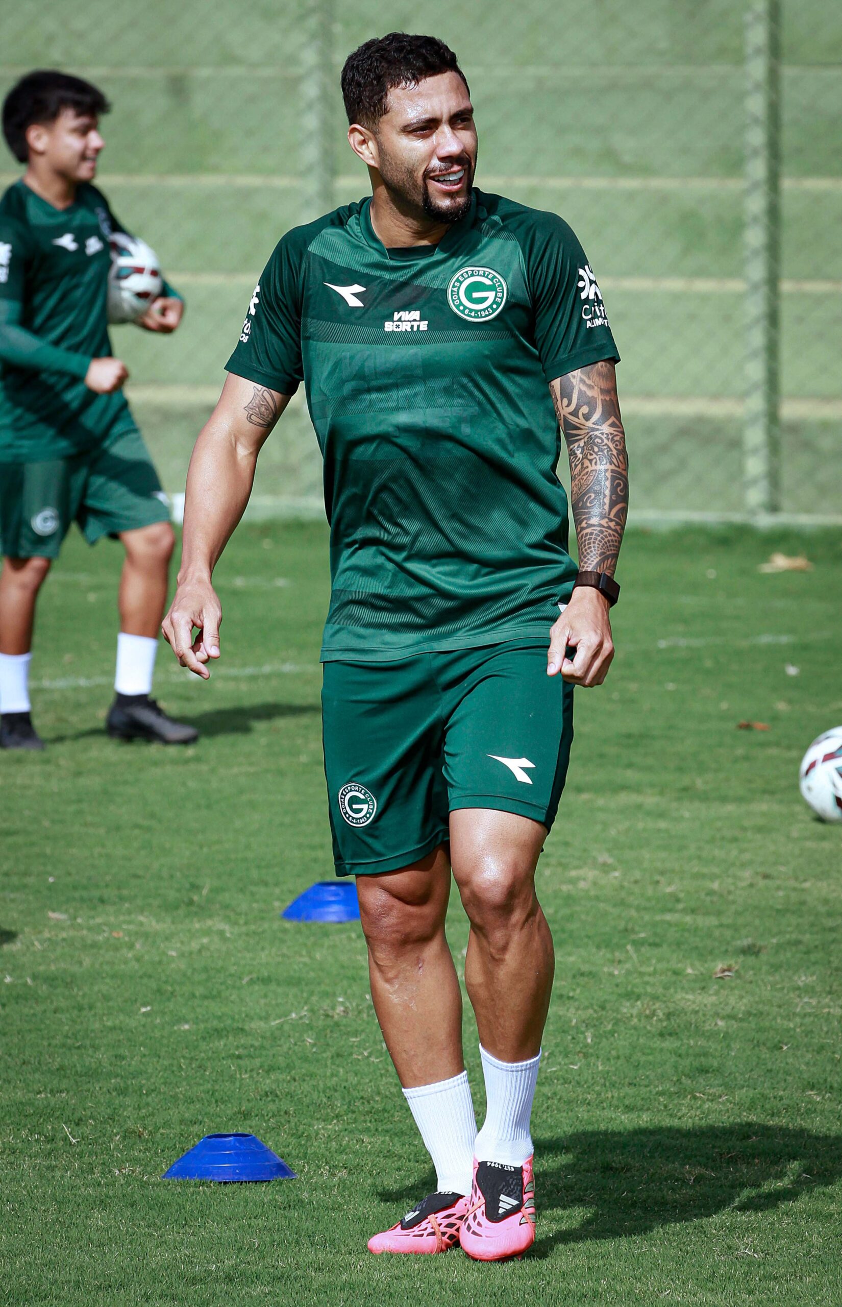 Após nove meses, Wellington Rato pode voltar a ser relacionado pelo Goiás