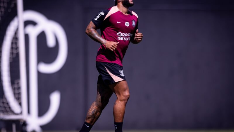 “Rasguem os recibos”: Corinthians rebate provocação do Palmeiras depois de renovar com Memphis