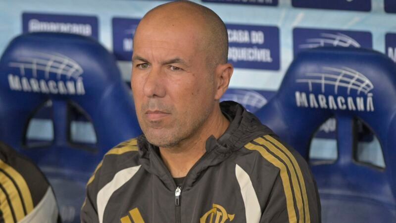 Leonardo Jardim rebate críticas da torcida do Cruzeiro: “Melhor falar mal do Jardim do que assumir a verdade”