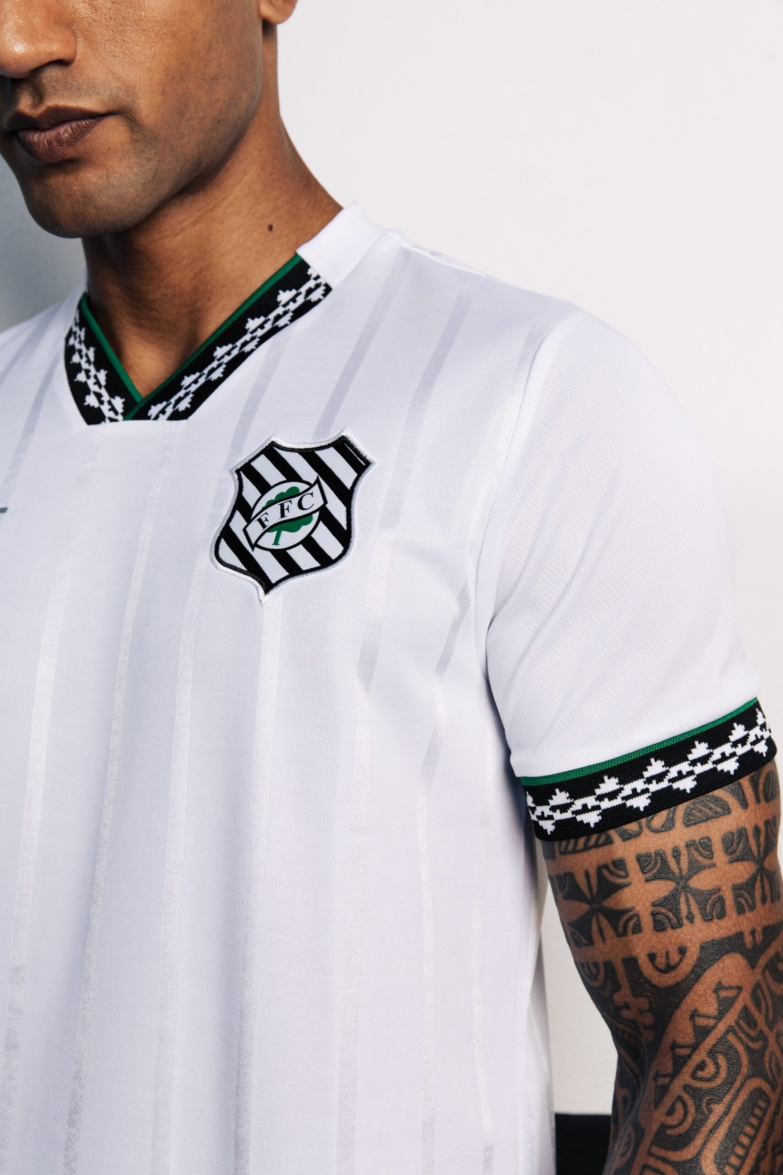 Figueirense lança campanha para torcida criar uniformes da temporada 2027