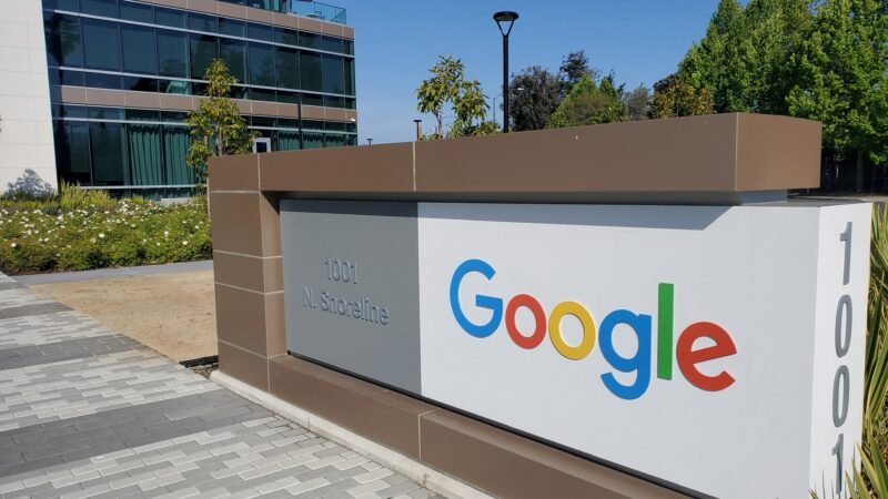 Google paga US$ 10 milhões por dados de companhia aérea falida para treinar IA