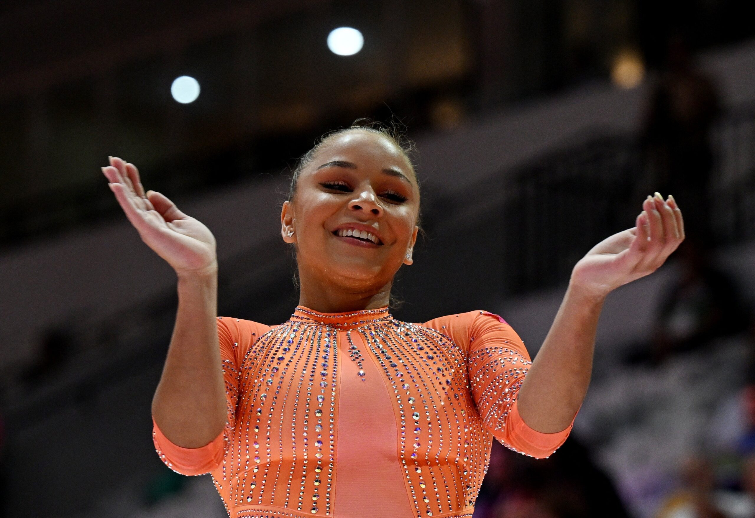 Com ajuda de Rebeca, Flamengo mantém domínio do topo do pódio no Brasileiro de ginástica artística
