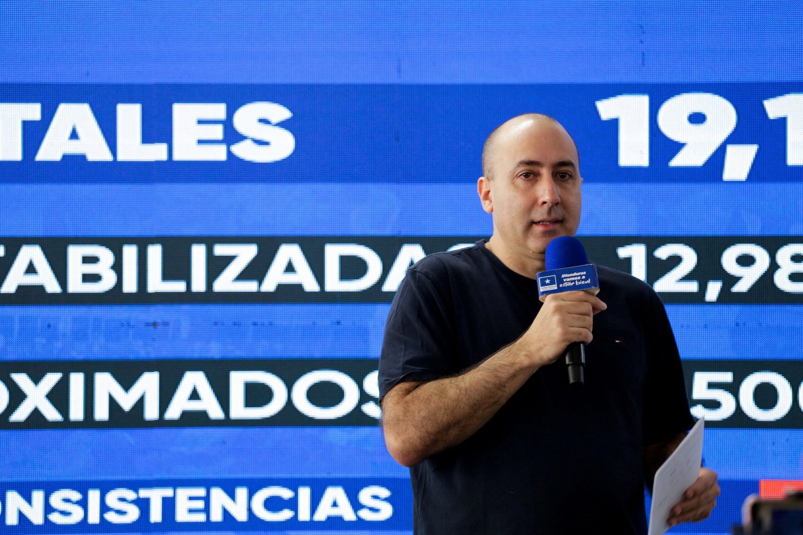 Quem é Fernando Cerimedo, ex-estrategista de Milei preso na Bolívia