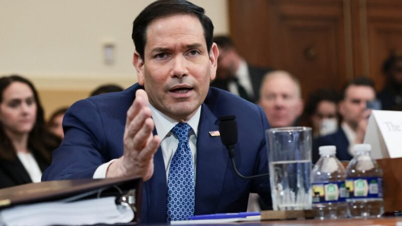 EUA revogaram mais de 600 vistos em ofensiva contra ‘turismo de nascimento’, diz Rubio