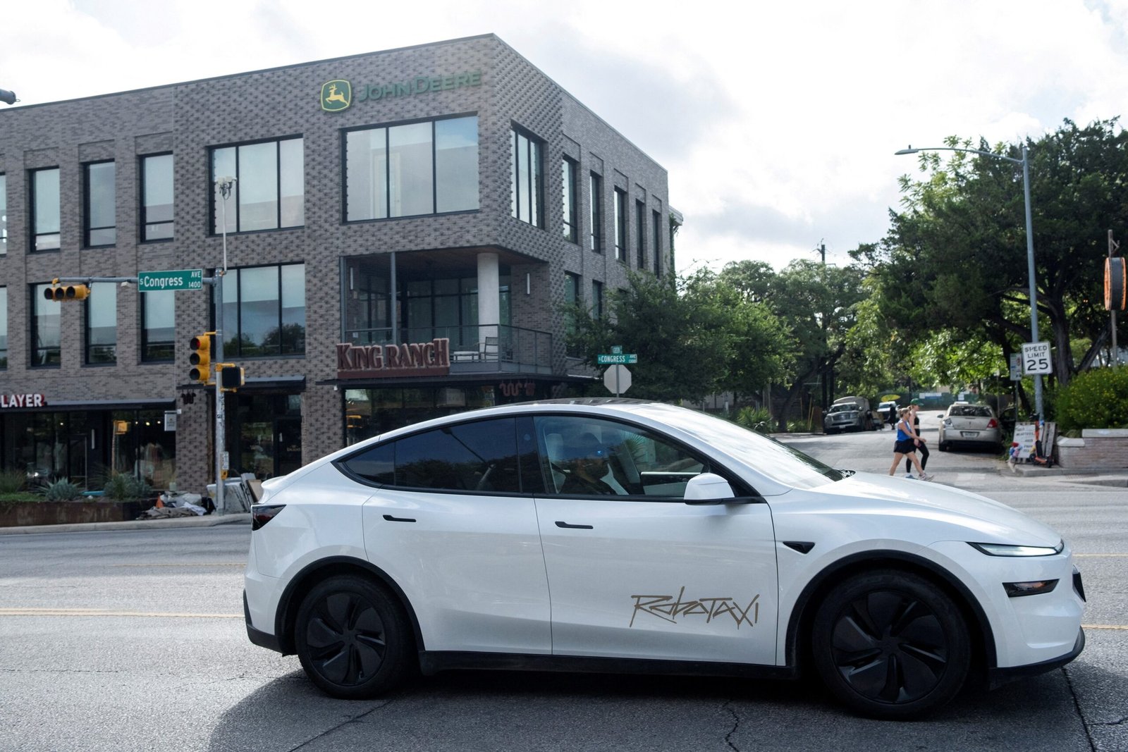 Tesla faz recall de milhões de carros na China por motivos de segurança
