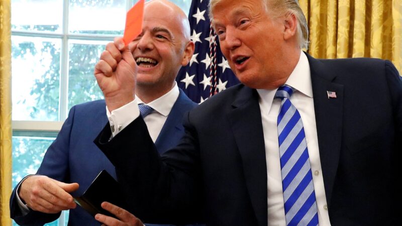 Infantino corre risco na presidência da Fifa? Entenda o atual jogo político da entidade