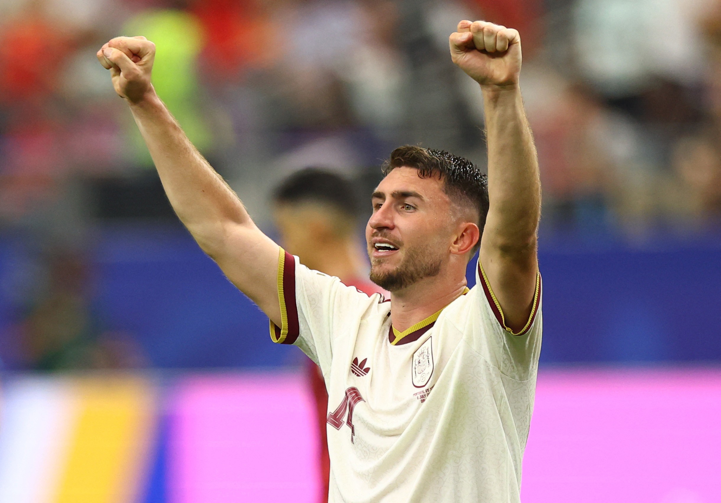 Athletic Bilbao faz jogo duro e pede R$ 466 milhões para liberar Laporte para o Barcelona