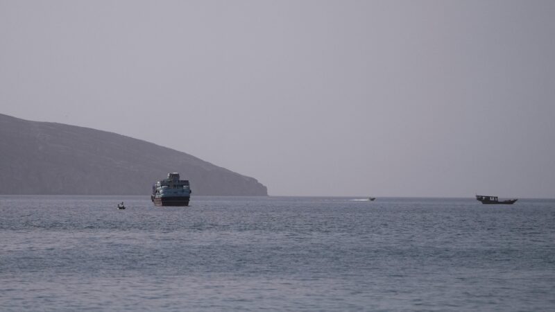 Irã diz estar próximo de concluir acordo com Omã sobre nova rota de trânsito de navios em Ormuz