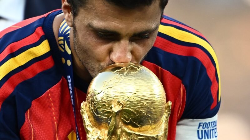 Barcelona acerta a contratação de Rodri
