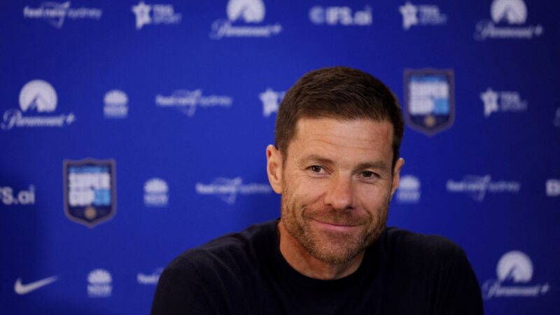 Xabi Alonso admite falhas no Real Madrid, mas diz que “cicatriz está curada”