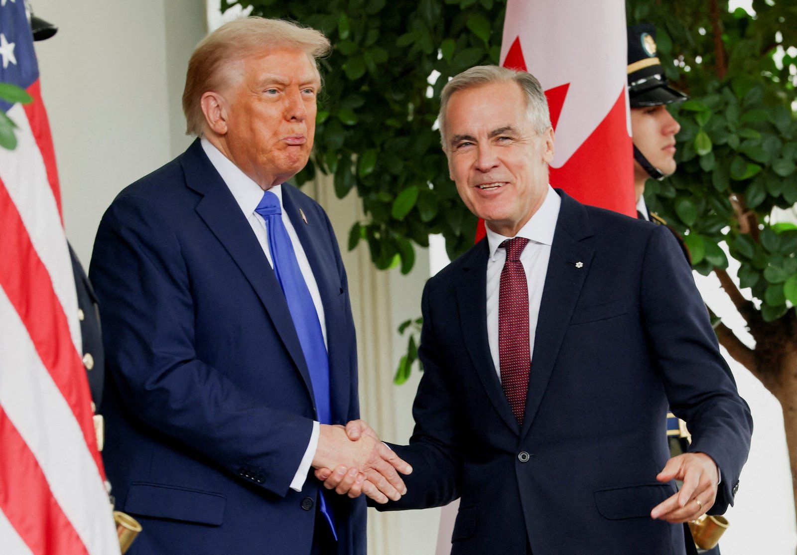 As duas frentes da guerra comercial de Trump – O Assunto #1791