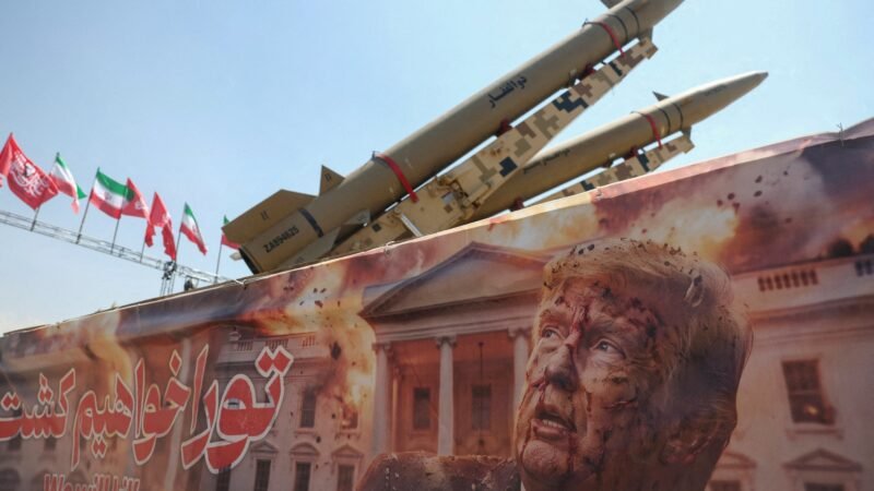 Irã decidiu mudar sua política de defensiva para totalmente ofensiva, diz autoridade iraniana