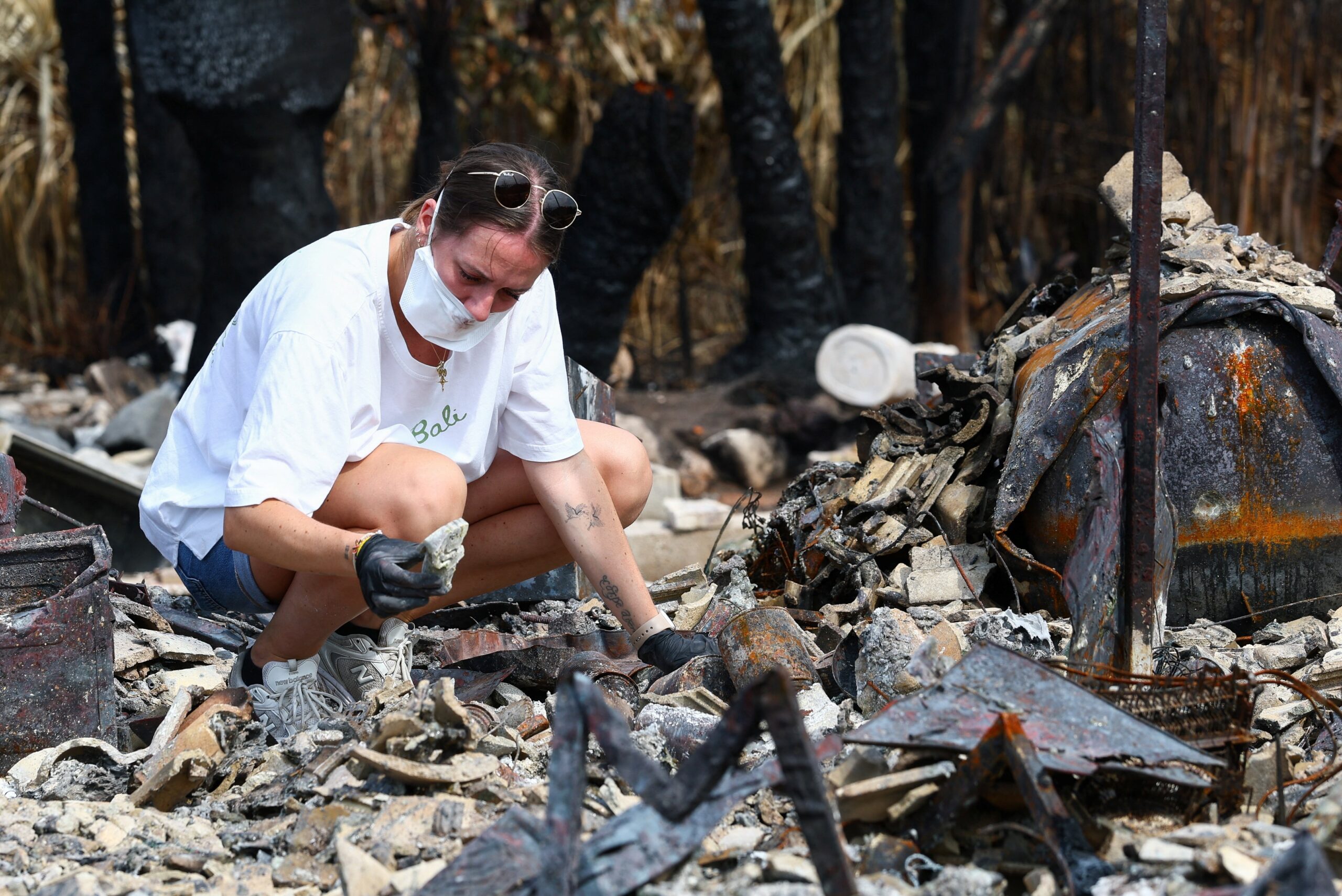 Projéteis da Segunda Guerra Mundial são encontrados em vila francesa devastada por incêndio florestal