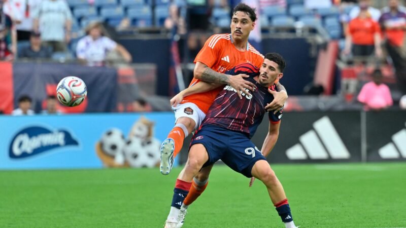 Ex-Botafogo comemora recorde de jogos do Houston Dynamo sem ser vazado na MLS