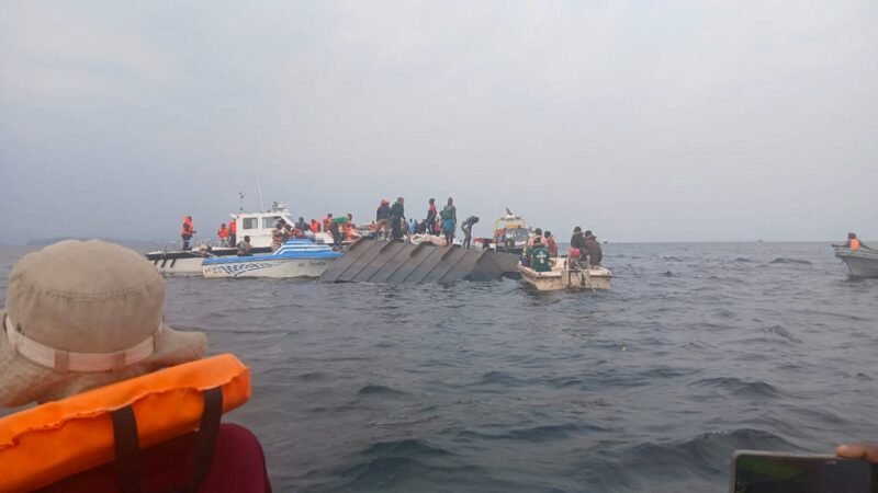 Número de mortos em acidente com balsa superlotada no Zimbábue sobe para 80