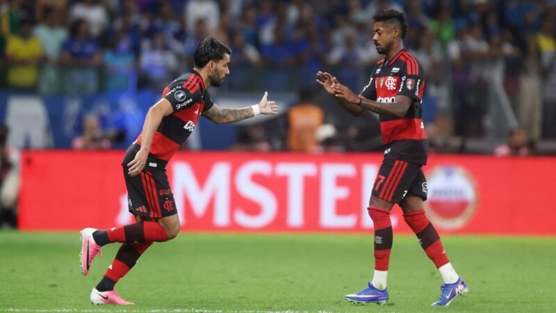 Bancos de Cruzeiro x Flamengo marcam duelo entre nomes sub-21 e selecionáveis de R$ 400 milhões