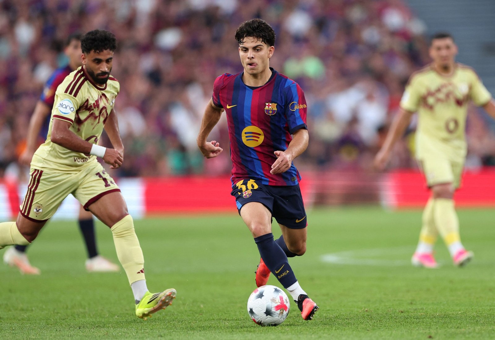 Barcelona promove “novo Xavi” ao elenco principal; conheça a joia
