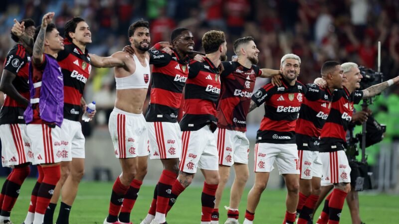 Flamengo acalma bastidor, se fecha e fortalece mentalidade para seguir vivo na Libertadores