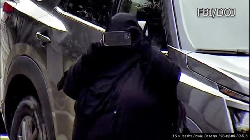 Mulher é presa acusada de planejar explodir prédio com deputados em Nova York