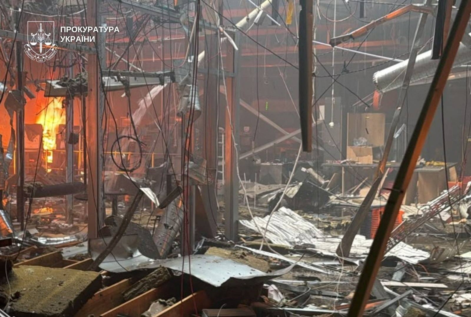 Drones da Rússia atacam shopping na Ucrânia e deixam ao menos 6 mortos