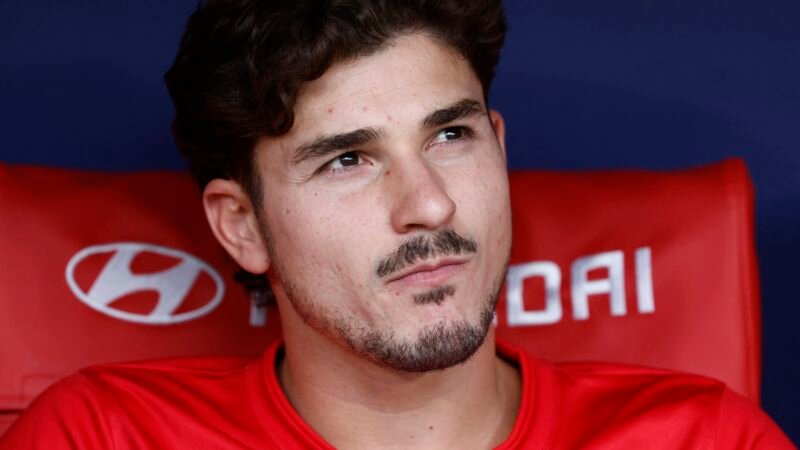 Atlético de Madrid proibiu Julián Álvarez de saudar torcida após empate e vaias no Metropolitano