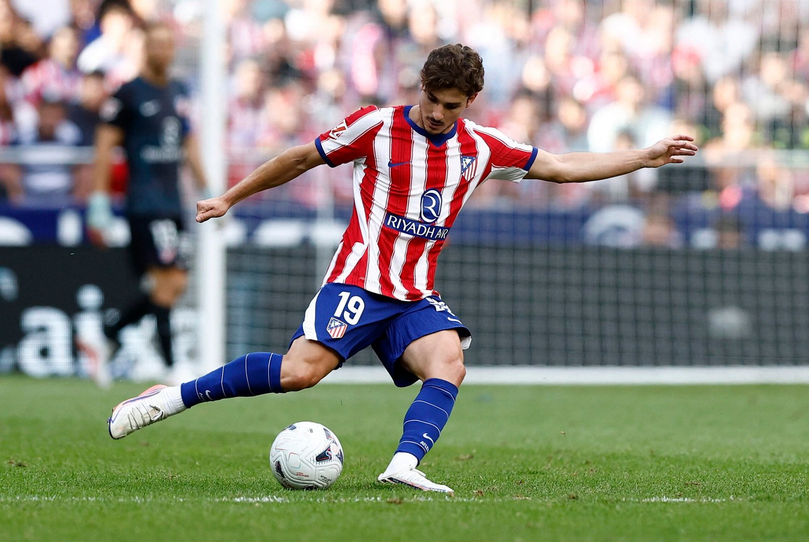 Arsenal surge como alternativa para Julián Álvarez na reta final da janela, diz jornal