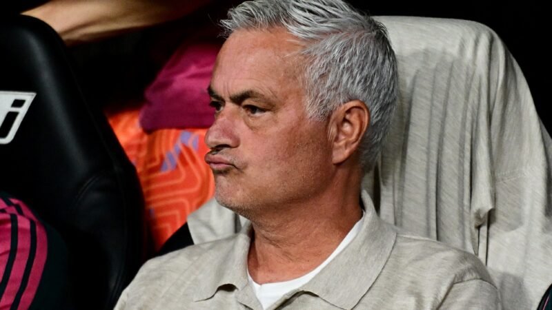 Mourinho diz que Bola de Ouro “tem lado político” e reivindica prêmio para atletas do Real Madrid