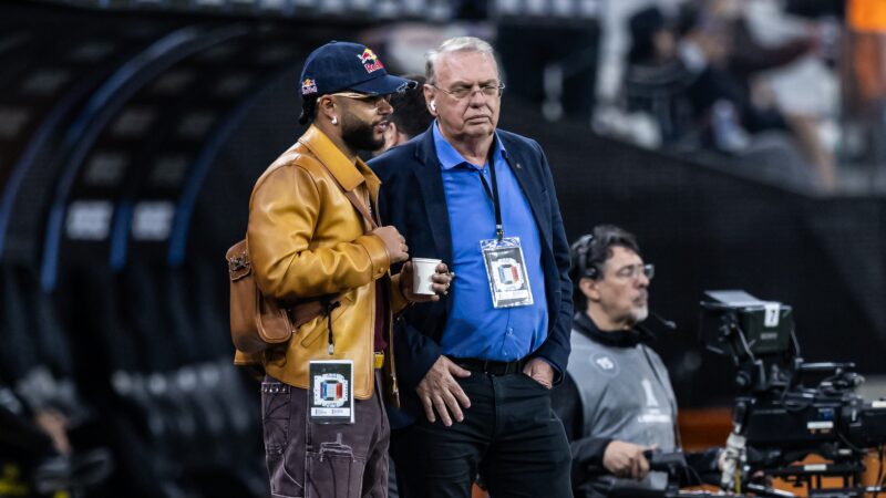 Caso Memphis: cláusula em caso de atraso e política do Corinthians atrasam assinatura de renovação