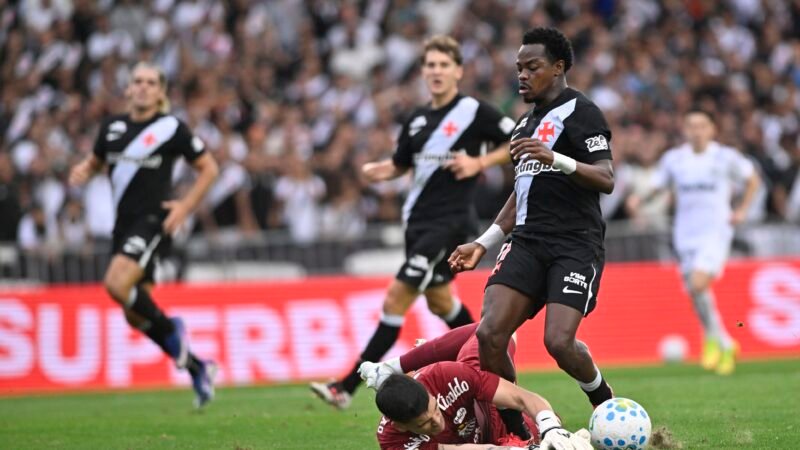 Análise: Vasco se afunda no Z-4 e precisa resolver urgências no elenco antes que seja tarde demais