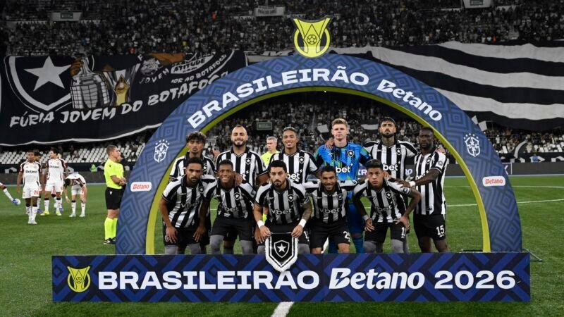 Botafogo reencontrará Flamengo com outro técnico e pelo menos seis mudanças no time; compare