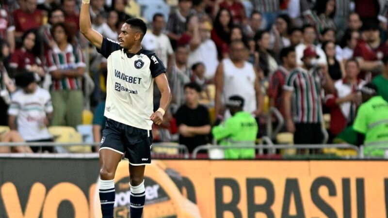 Jajá vira artilheiro e líder em participações de gols do Remo na Série A