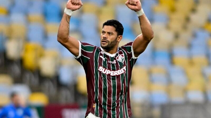 Hulk diz que jogadores do Fluminense têm “grande parcela de culpa” pela saída de Zubeldía e exalta Marcão