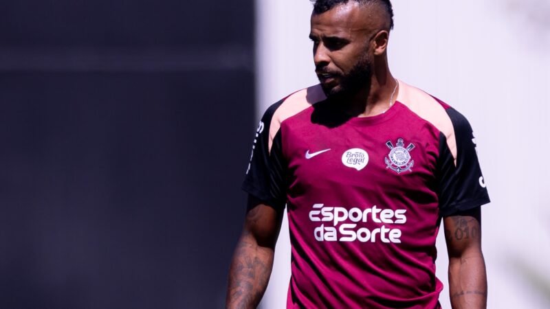 Corinthians inscreve Alex Santana e três garotos da base na Libertadores