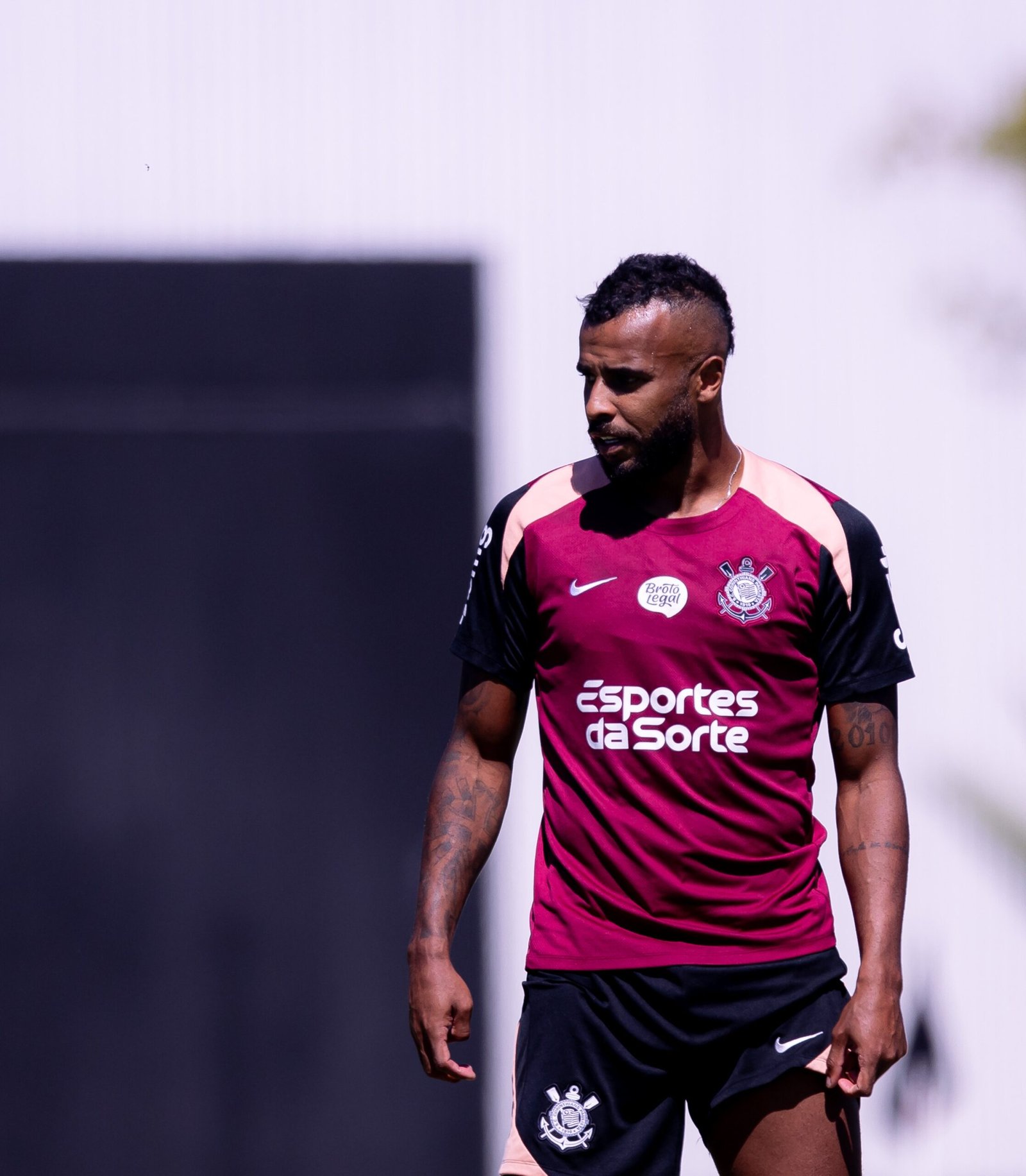 Corinthians inscreve Alex Santana e três garotos da base na Libertadores