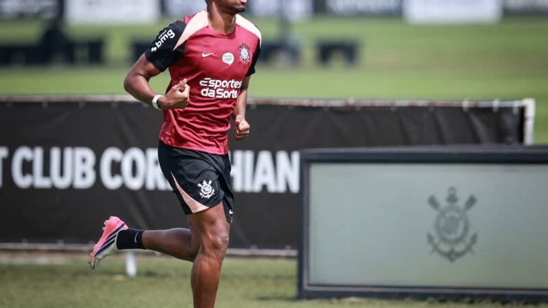 Corinthians não tem pressa para vender André e espera avançar em negociação depois da janela