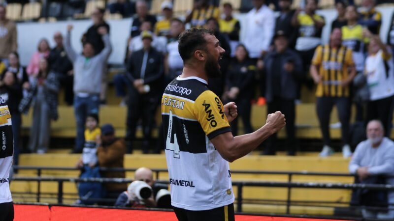 Criciúma perde titular, mas volta a contar com quatro atletas contra o Fortaleza