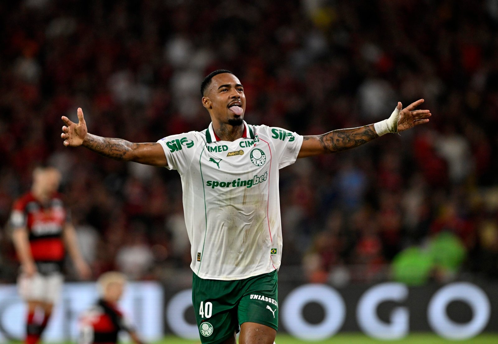 Palmeiras ainda espera City chegar aos 40 milhões de euros por Allan