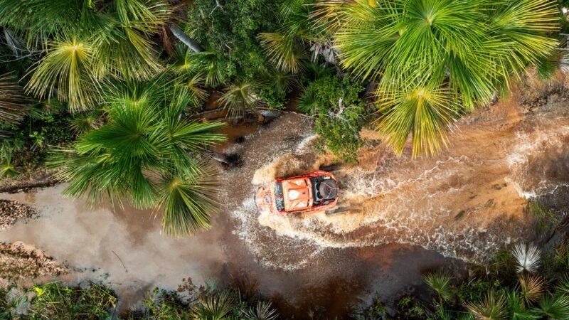 Rally dos Sertões 2026: pilotos desembarcam em solo tocantinense