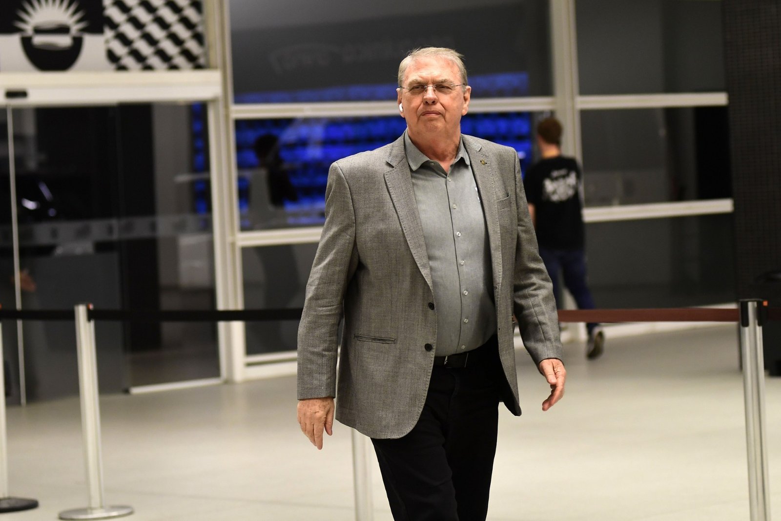 Corinthians cumpre acordo e paga salários de julho ao elenco
