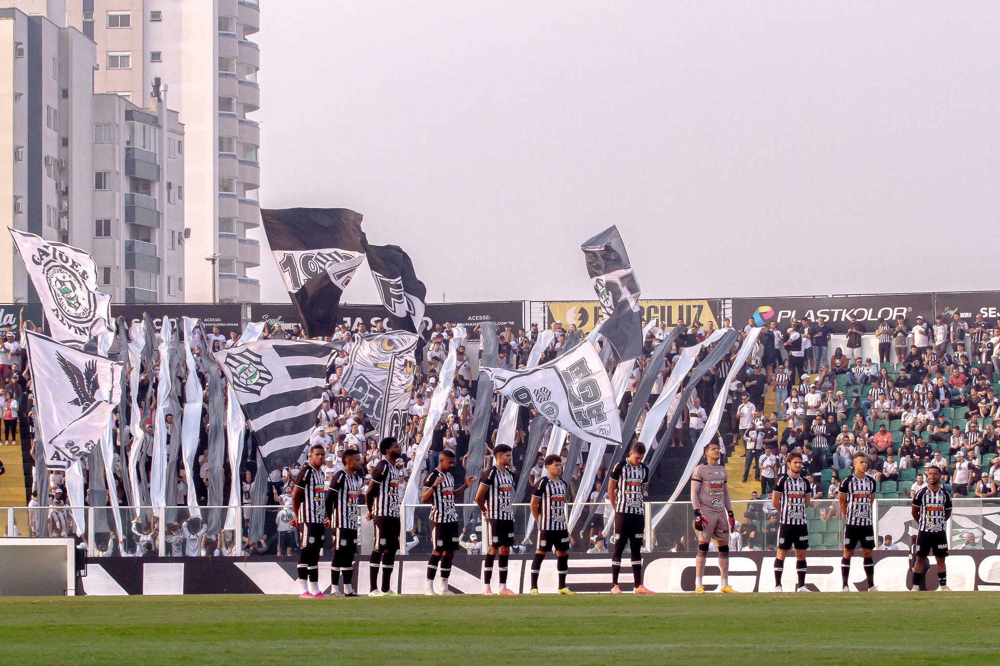 Com expectativa de maior público do Figueirense na Série C, Raul Cabral comenta desafio