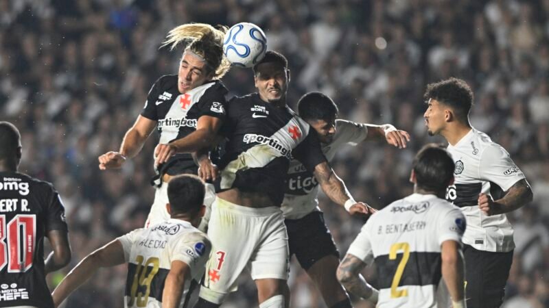 Vasco 0 x 0 Olimpia: veja os melhores momentos