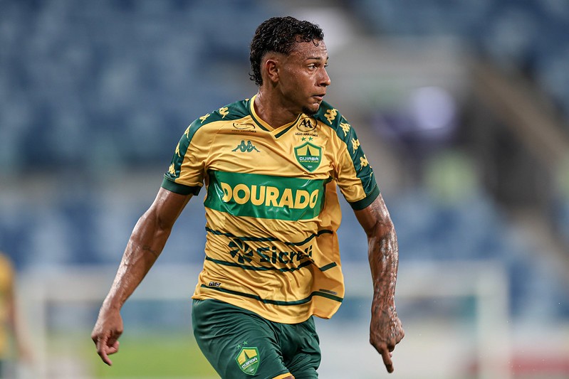 Botafogo-SP contrata atacante Jadson, ex-Cuiabá
