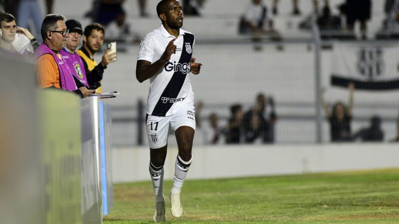 Acertado com o Botafogo-PB, Jonas Toró desembarca em João Pessoa nesta quarta-feira
