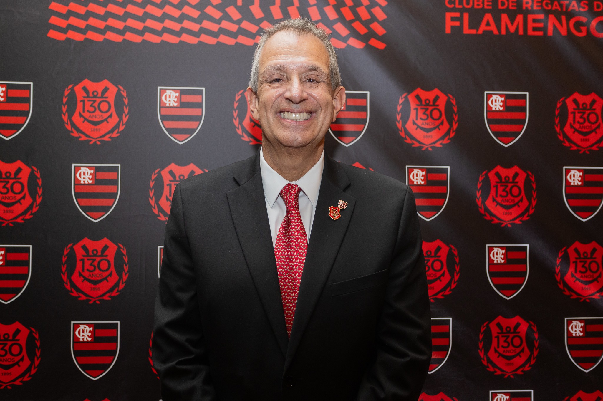 Flamengo diz que há percepção de benefícios da arbitragem ao Palmeiras: “Regras devem ser cumpridas”