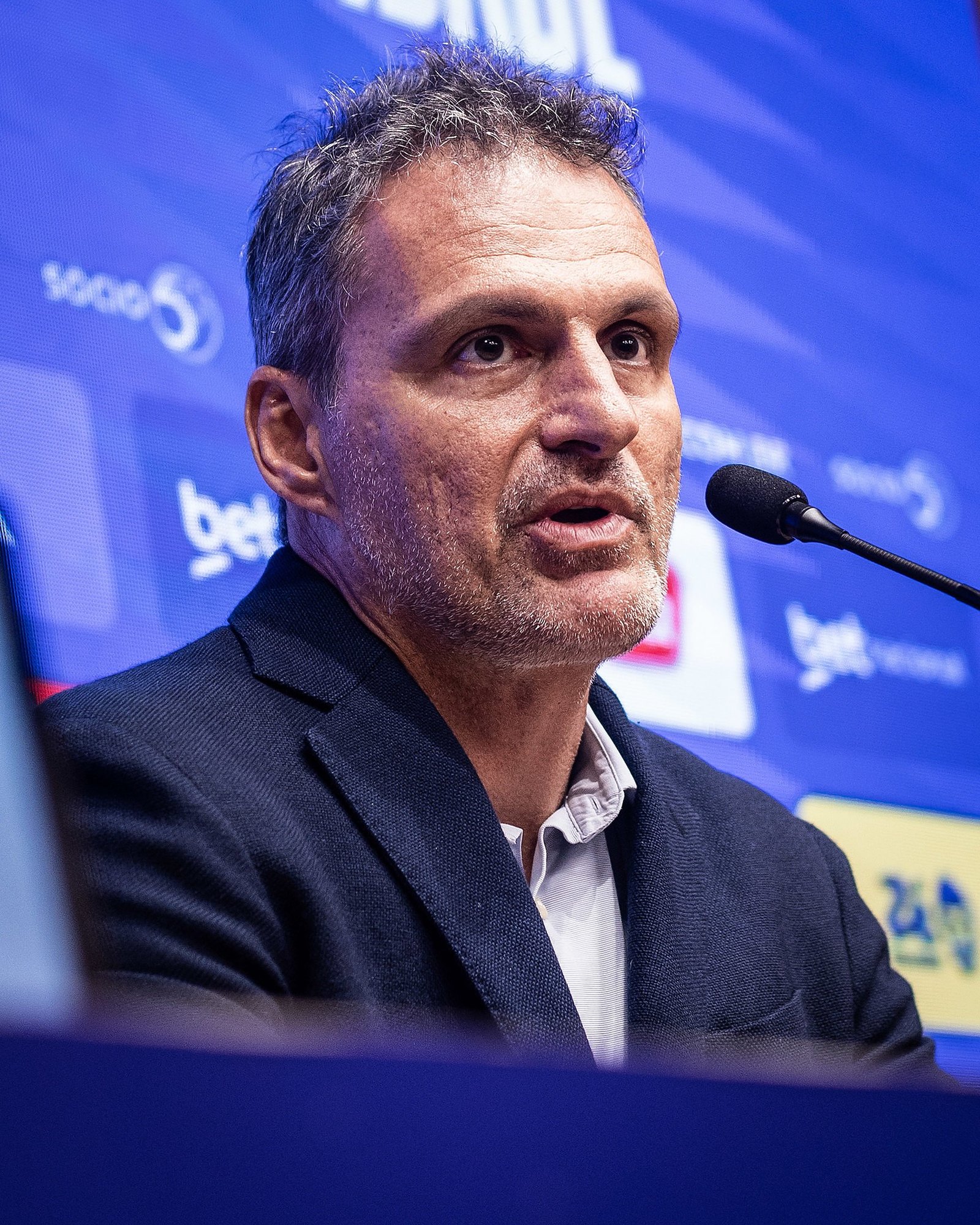 Cruzeiro acusa Atlético-MG de tentar “ganhar o jogo fora de campo” e repudia pressão sobre arbitragem